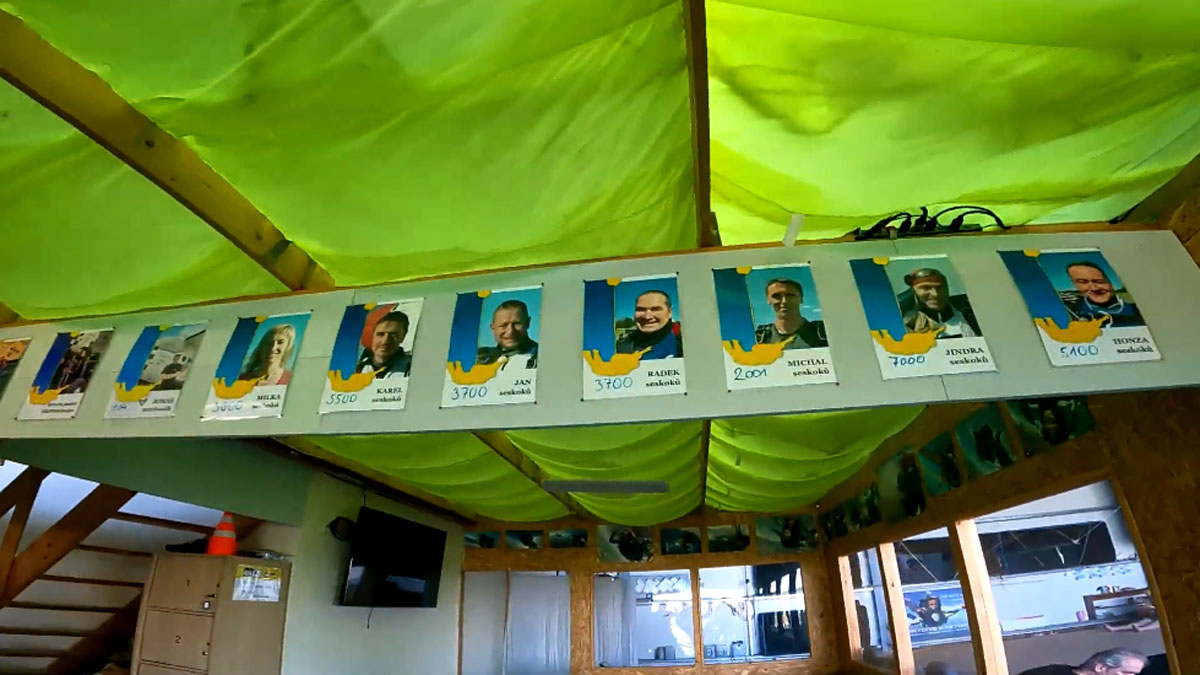 Instruktoři Skydive Kantor